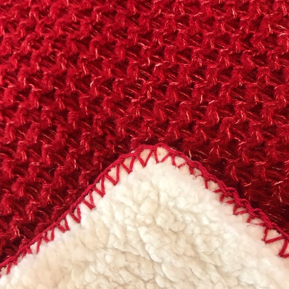 New Pottery Barn Thermal Sherpa Back Knit Pillow Cover, Red & Cream Cozy Pillow - Picture 5 of 16